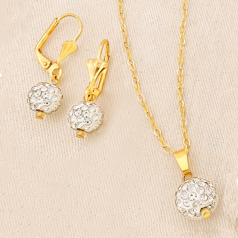 Juego con Bola de Fuego en Baño de Oro