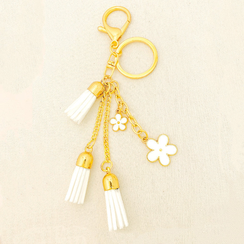 Llavero Fantasía Flor Blanco