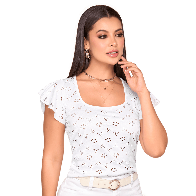 Blusa En Ojalillo Tejido De Punto