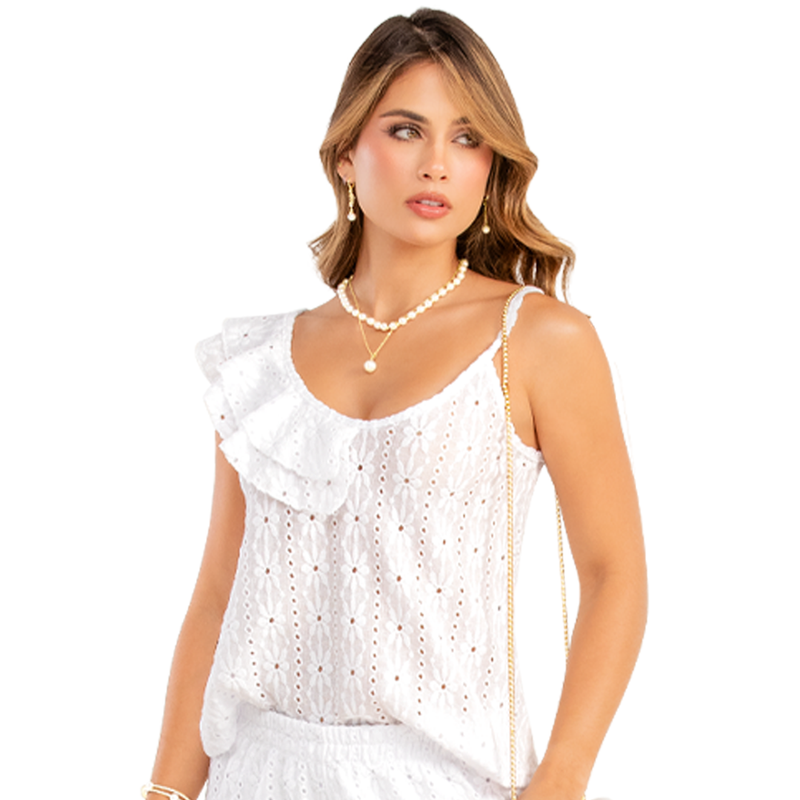 Blusa En Tejido De Punto Ojalillo Con Textura, Silueta Semiajustada