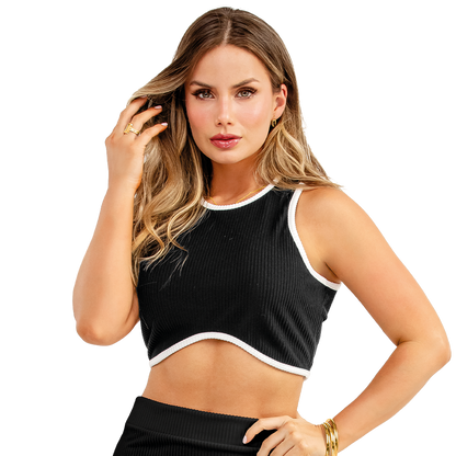 Crop Top Negro Ajustada