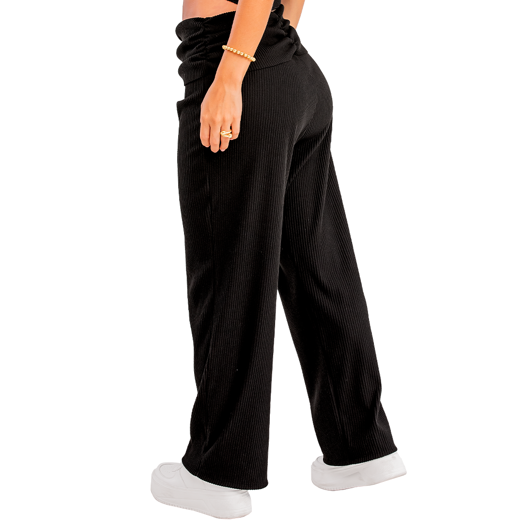 Pantalon Negro Semiajustada