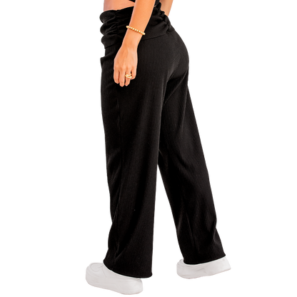 Pantalon Negro Semiajustada