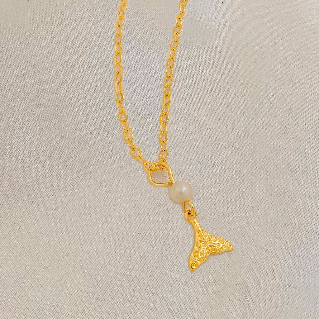 Collar en baño de oro