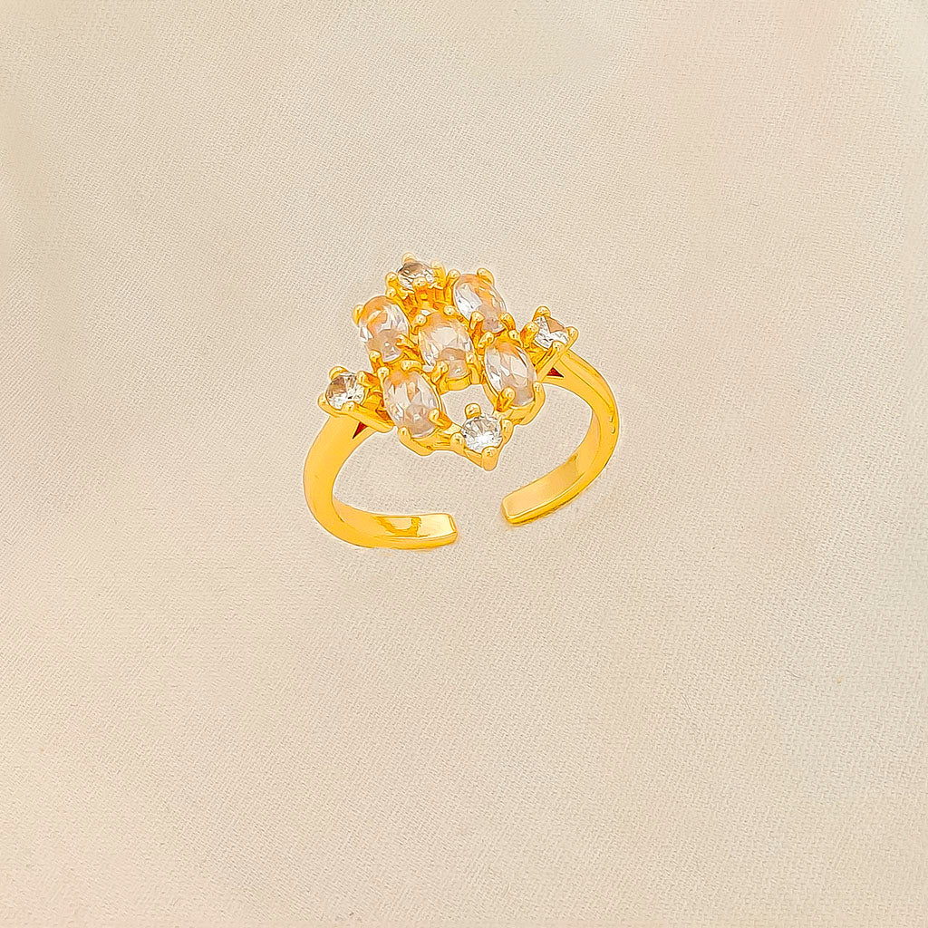 Anillo en cover gold ajustable