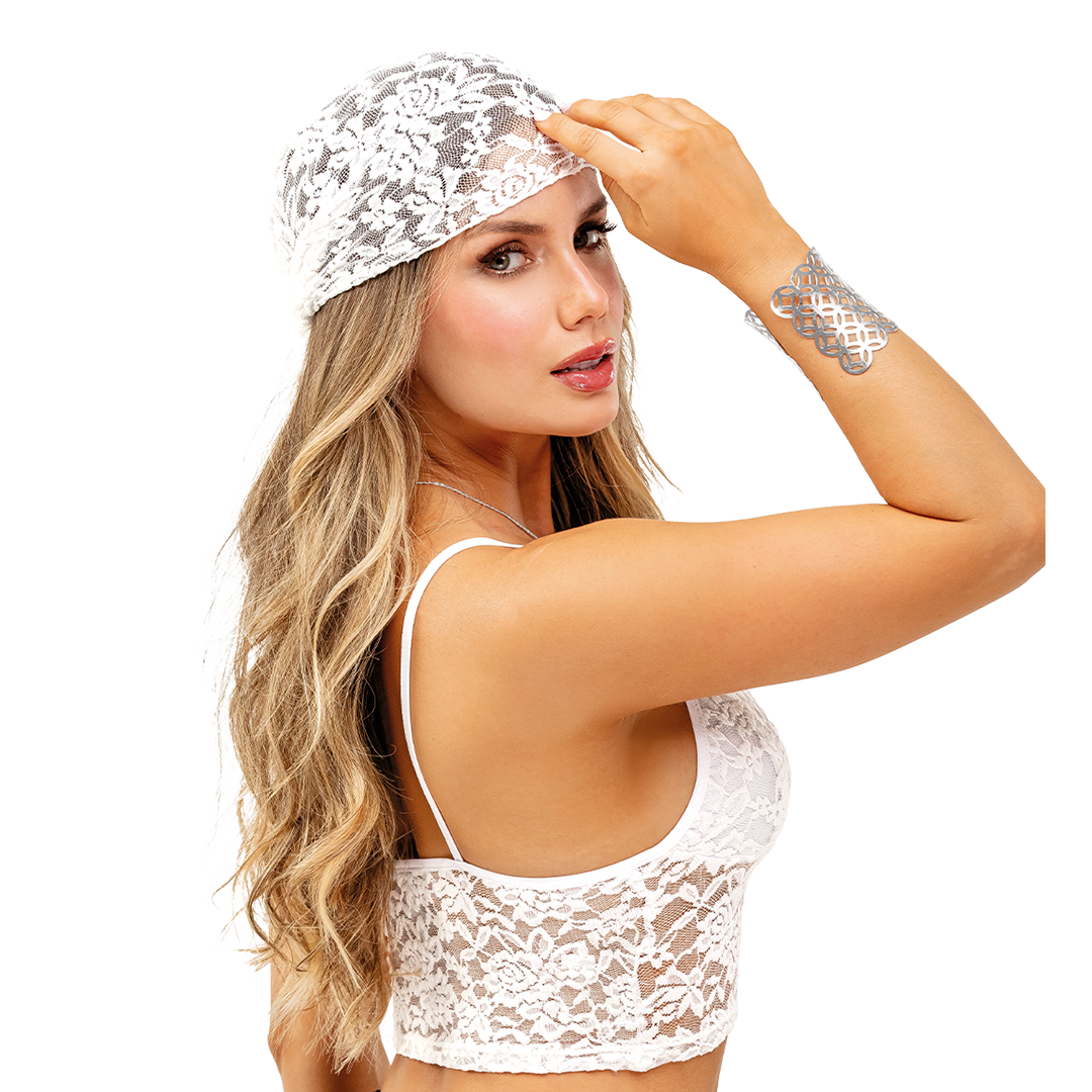 Pañoleta en Blonda